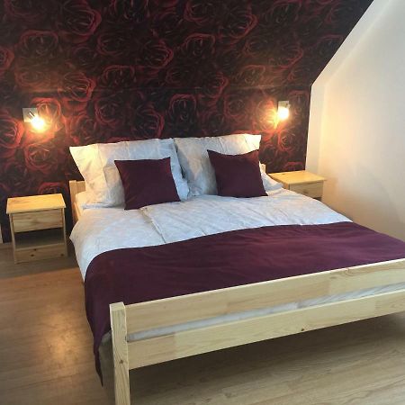 Rozsavoelgy Apartman บาลาตอนแลลเล ภายนอก รูปภาพ